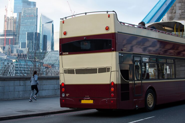 From December 28,2024, Singapore's public transportation fares will be raised.